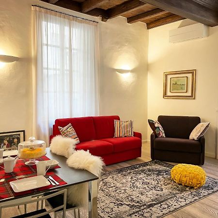 Luxrent Apartment Castello Турин Екстер'єр фото