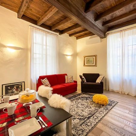 Luxrent Apartment Castello Турин Екстер'єр фото