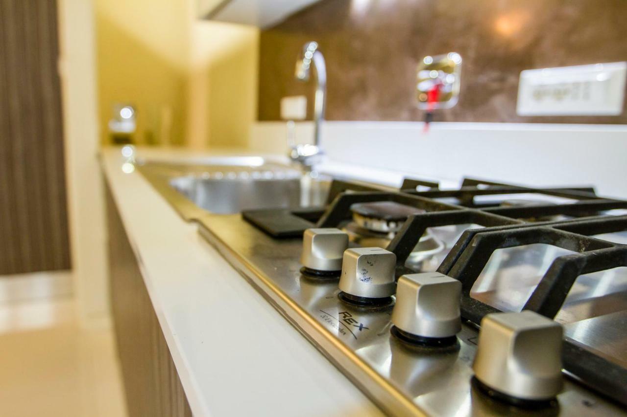 Luxrent Apartment Castello Турин Екстер'єр фото