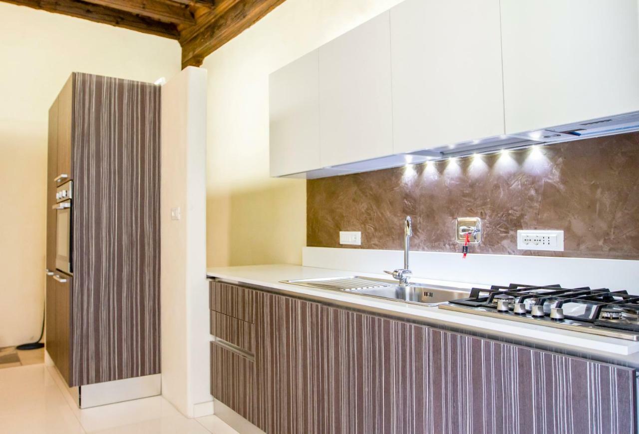 Luxrent Apartment Castello Турин Екстер'єр фото