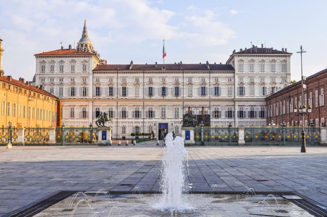 Luxrent Apartment Castello Турин Екстер'єр фото